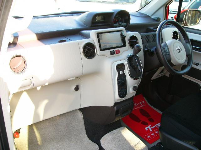 ポルテ G 純正ナビ フルセグTV DVD SD ブルートゥース ハンズフリー バックカメラ ETC HIDヘッドライト スマートキー(スペア有)コーナーセンサー 運転席シートヒーター 純正15インチアルミ(11枚目)