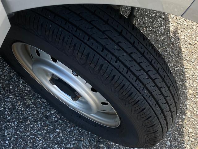 エブリイ PA ハイルーフ パートタイム4WD 5MT エアコン パワステ 集中ドアロック 運転席助手席エアバッグ 軽バン(11枚目)