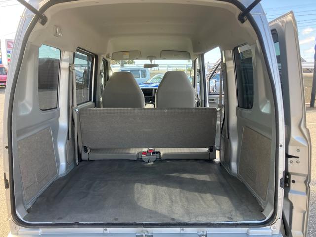 エブリイ PA ハイルーフ パートタイム4WD 5MT エアコン パワステ 集中ドアロック 運転席助手席エアバッグ 軽バン(18枚目)