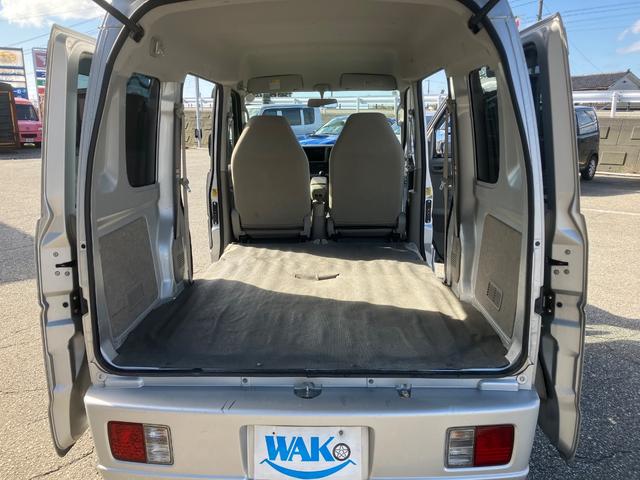 エブリイ PA ハイルーフ パートタイム4WD 5MT エアコン パワステ 集中ドアロック 運転席助手席エアバッグ 軽バン(22枚目)