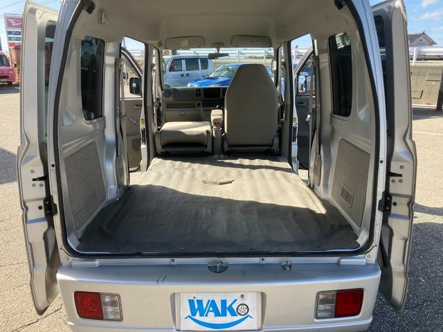 エブリイ PA ハイルーフ パートタイム4WD 5MT エアコン パワステ 集中ドアロック 運転席助手席エアバッグ 軽バン(24枚目)
