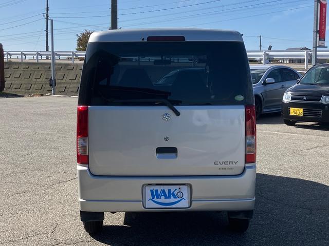 エブリイ GA パートタイム4WD 5MT エアコン パワステ 集中ドアロック 運転席助手席エアバッグ 軽バン(7枚目)