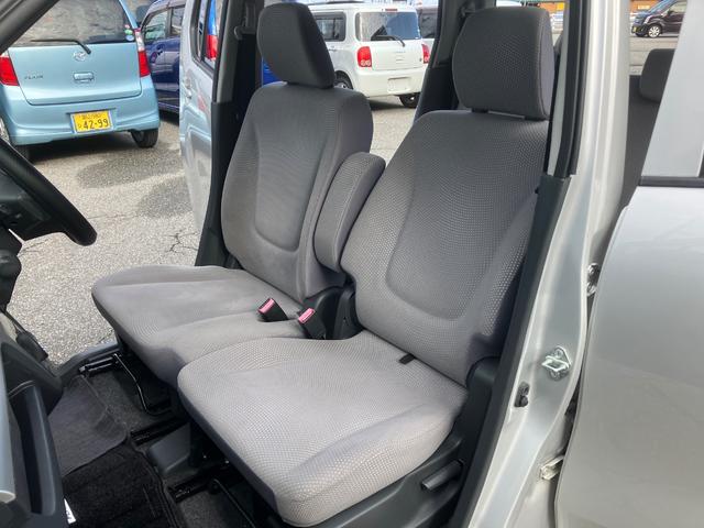 フレア ＨＳ　レーダーサポートブレーキ　Ｓ－エネチャージ　スマートキー　プッシュスタート　オートエアコン　パワーステアリング　パワーウインドウ　ＡＢＳ　運転席助手席エアバッグ　衝突安全ボディ　純正アルミホイール（22枚目）