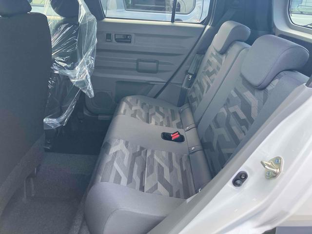タフト Ｇ　ダーククロムベンチャー　４ＷＤ　バックカメラ　クリアランスソナー　オートクルーズコントロール　衝突被害軽減システム　オートライト　ＬＥＤヘッドランプ　スマートキー　アイドリングストップ　電動格納ミラー　サンルーフ　ＣＶＴ（12枚目）