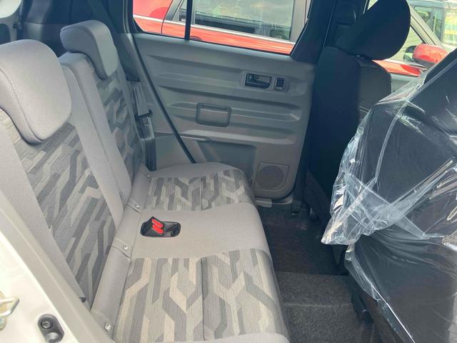 タフト Ｇ　ダーククロムベンチャー　４ＷＤ　バックカメラ　クリアランスソナー　オートクルーズコントロール　衝突被害軽減システム　オートライト　ＬＥＤヘッドランプ　スマートキー　アイドリングストップ　電動格納ミラー　サンルーフ　ＣＶＴ（14枚目）