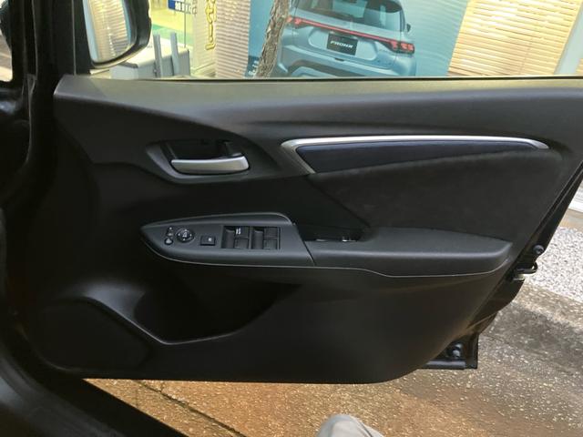 シャトル ハイブリッドＸ　４ＷＤ　メモリーナビ　フルセグ　Ｂｌｕｅｔｏｏｔｈ　バックカメラ　スマートキー　アルミホイール　ＥＴＣ　ＬＥＤヘッドライト（35枚目）