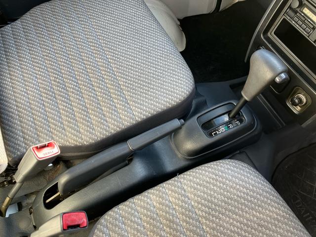 ハイゼットトラック スペシャル 4WD オートマ 三方開 パワステ(11枚目)