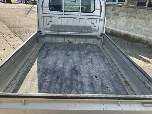 キャリイトラック KC 4WD 5速マニュアル エアコン パワステ(9枚目)