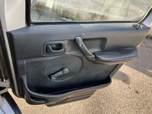 キャリイトラック KC 4WD 5速マニュアル エアコン パワステ(24枚目)