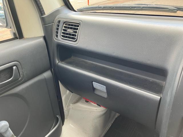 キャリイトラック KC 4WD 5速マニュアル エアコン パワステ(15枚目)