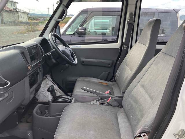 この度は当店のお車をご覧になっていただき、誠にありがとうございます。ぜひじっくりとご検討下さい。気軽にお問合せ・お見積りお待ちしております。