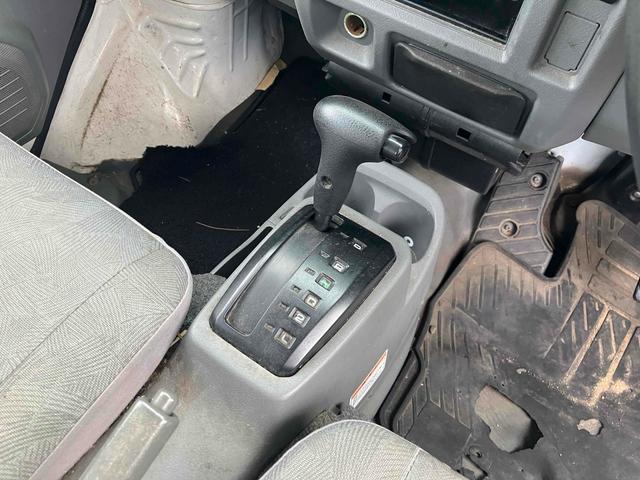 この度は当店のお車をご覧になっていただき、誠にありがとうございます。ぜひじっくりとご検討下さい。気軽にお問合せ・お見積りお待ちしております。