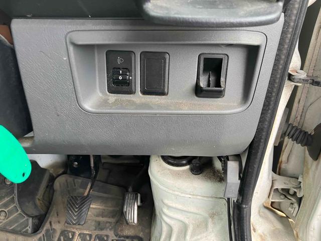 当店のお車をご覧いただきましてありがとうございます。お車についてのご質問やお見積りのご依頼、ご購入にあたってのご相談などお気軽にお問い合わせ下さい！