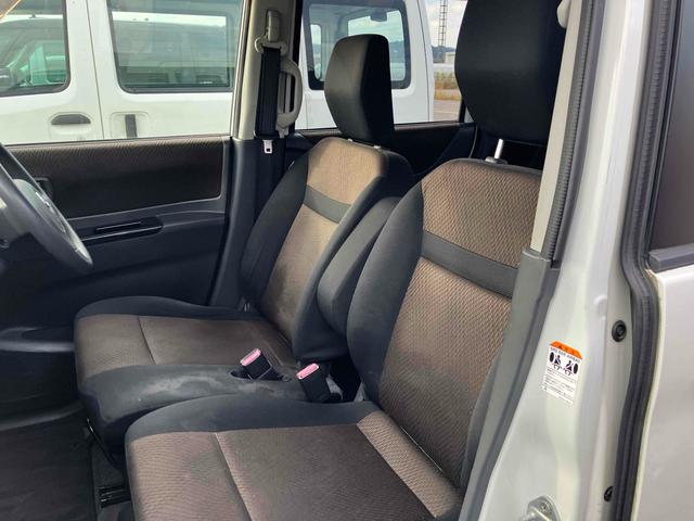 ルークス ハイウェイスター　４ＷＤ　両側スライド・片側電動　オートライト　ＨＩＤ　スマートキー　電動格納ミラー　シートヒーター　ベンチシート　ＣＶＴ　盗難防止システム　ＡＢＳ　Ｂｌｕｅｔｏｏｔｈ　アルミホイール　衝突安全ボディ（12枚目）