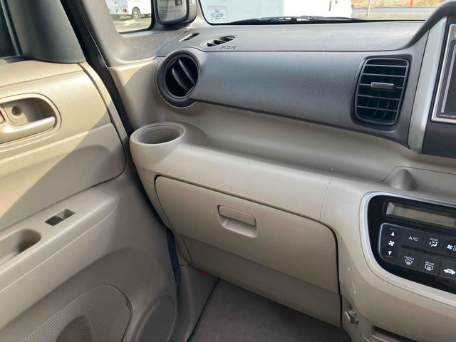 Ｎ－ＢＯＸ Ｇ・Ｌパッケージ　両側スライド・片側電動　スマートキー　アイドリングストップ　電動格納ミラー　ベンチシート　ＣＶＴ　盗難防止システム　ＡＢＳ　ＥＳＣ　衝突安全ボディ　エアコン　パワーステアリング　パワーウィンドウ（20枚目）