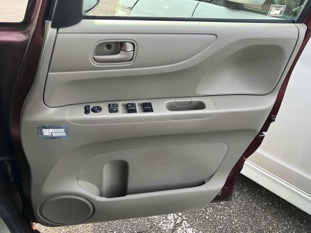 Ｎ－ＢＯＸ Ｇ・Ｌパッケージ　両側スライド・片側電動　スマートキー　アイドリングストップ　電動格納ミラー　ベンチシート　ＣＶＴ　盗難防止システム　ＡＢＳ　ＥＳＣ　衝突安全ボディ　エアコン　パワーステアリング　パワーウィンドウ（31枚目）