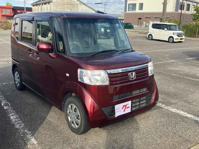 Ｎ－ＢＯＸ Ｇ・Ｌパッケージ　両側スライド・片側電動　スマートキー　アイドリングストップ　電動格納ミラー　ベンチシート　ＣＶＴ　盗難防止システム　ＡＢＳ　ＥＳＣ　衝突安全ボディ　エアコン　パワーステアリング　パワーウィンドウ（33枚目）