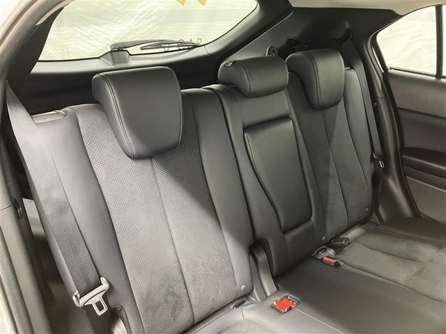エクリプスクロスＰＨＥＶ Ｇ　４ＷＤ　フルセグ　メモリーナビ　ＤＶＤ再生　ミュージックプレイヤー接続可　バックカメラ　衝突被害軽減システム　ＥＴＣ　ドラレコ　ＬＥＤヘッドランプ　ワンオーナー（27枚目）