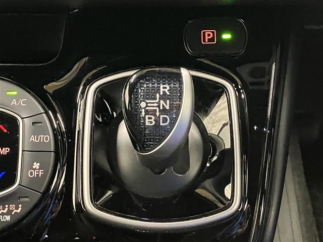 ヴォクシー ハイブリッドV フルセグ メモリーナビ DVD再生 ミュージックプレイヤー接続可 バックカメラ 衝突被害軽減システム ETC ドラレコ 電動スライドドア LEDヘッドランプ 乗車定員7人 3列シート ワンオーナー(16枚目)