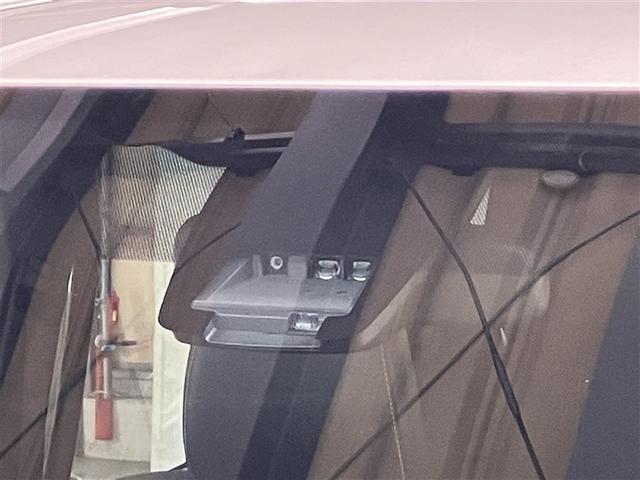 ヴォクシー ZS G’s フルセグ メモリーナビ DVD再生 ミュージックプレイヤー接続可 バックカメラ 衝突被害軽減システム ETC 両側電動スライド LEDヘッドランプ ウオークスルー 乗車定員7人 3列シート(13枚目)