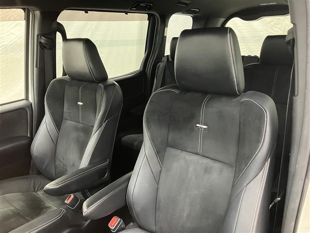 ヴォクシー ZS G’s フルセグ メモリーナビ DVD再生 ミュージックプレイヤー接続可 バックカメラ 衝突被害軽減システム ETC 両側電動スライド LEDヘッドランプ ウオークスルー 乗車定員7人 3列シート(22枚目)