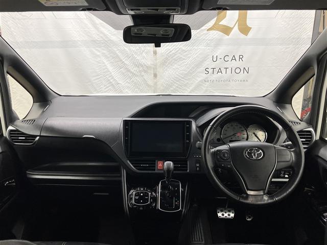 ヴォクシー ZS G’s フルセグ メモリーナビ DVD再生 ミュージックプレイヤー接続可 バックカメラ 衝突被害軽減システム ETC 両側電動スライド LEDヘッドランプ ウオークスルー 乗車定員7人 3列シート(30枚目)