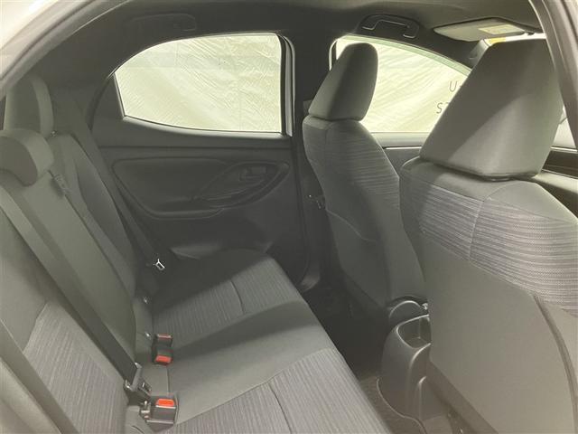 ヤリス ハイブリッドZ 4WD フルセグ メモリーナビ ミュージックプレイヤー接続可 バックカメラ 衝突被害軽減システム ETC ドラレコ LEDヘッドランプ ワンオーナー(27枚目)