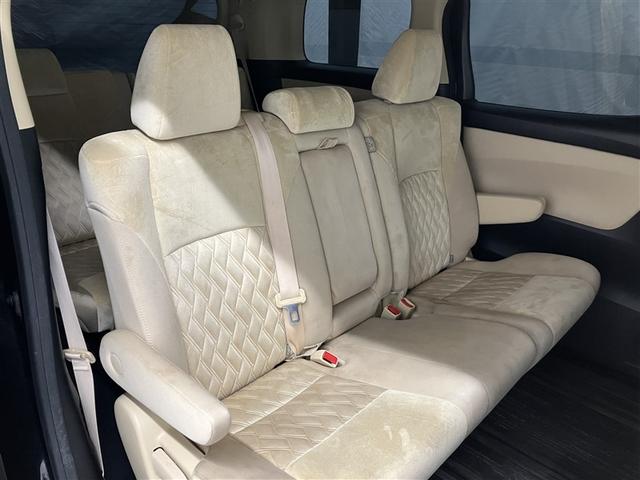 アルファード ２．５Ｘ　フルセグ　ＨＤＤナビ　ＤＶＤ再生　ミュージックプレイヤー接続可　後席モニター　バックカメラ　衝突被害軽減システム　ＥＴＣ　電動スライドドア　ＬＥＤヘッドランプ　乗車定員８人　３列シート　ワンオーナー（29枚目）