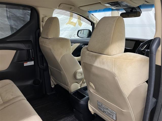 アルファード ２．５Ｘ　フルセグ　ＨＤＤナビ　ＤＶＤ再生　ミュージックプレイヤー接続可　後席モニター　バックカメラ　衝突被害軽減システム　ＥＴＣ　電動スライドドア　ＬＥＤヘッドランプ　乗車定員８人　３列シート　ワンオーナー（31枚目）