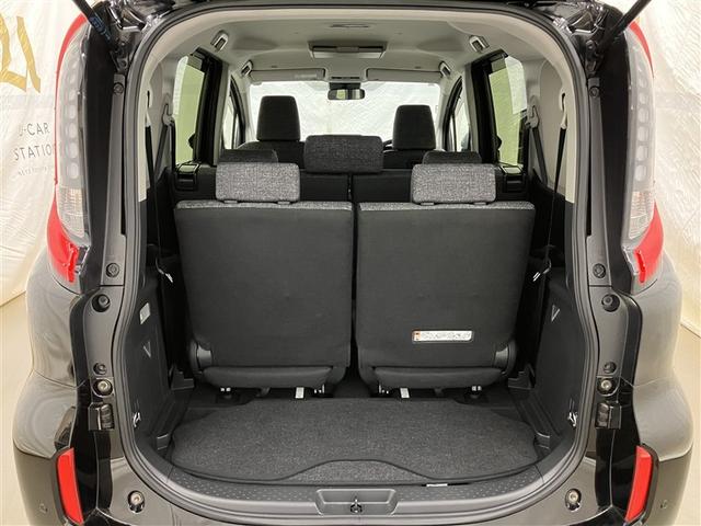 広々としたラゲージスペースを備えています。大きなものや長さのある荷物もしっかりと積み込めます。