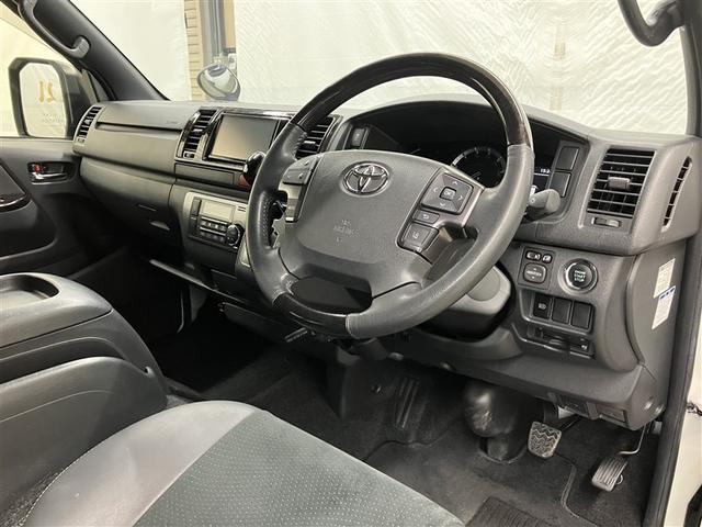 ハイエースバン スーパーGL ダークプライムII 4WD フルセグ メモリーナビ DVD再生 ミュージックプレイヤー接続可 バックカメラ 衝突被害軽減システム ETC ドラレコ LEDヘッドランプ ワンオーナー ディーゼル(17枚目)