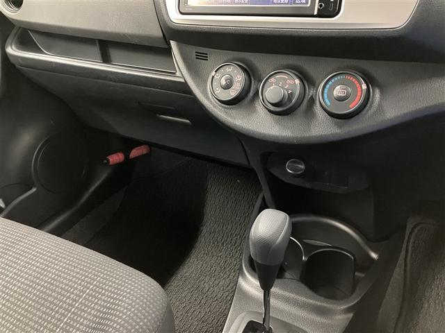 ヴィッツ Ｆ　ワンセグ　メモリーナビ　ミュージックプレイヤー接続可　バックカメラ　ワンオーナー　アイドリングストップ（32枚目）