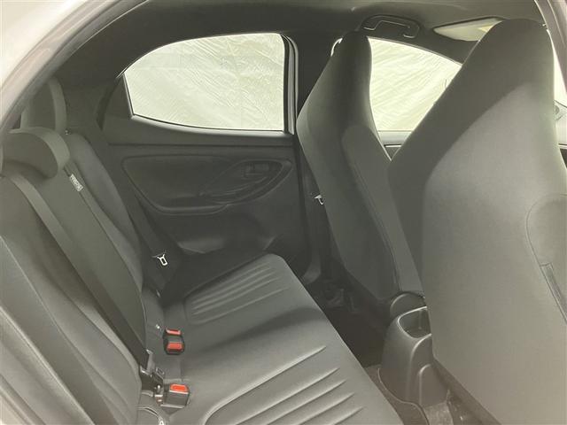 ヤリス Ｇ　ミュージックプレイヤー接続可　バックカメラ　衝突被害軽減システム　ワンオーナー（27枚目）