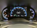 とっても見やすいメーターです。夜間時はラグジュアリーな気分にさせてくれる照明が魅力ですので、夜のドライブも楽しみになりますよ♪