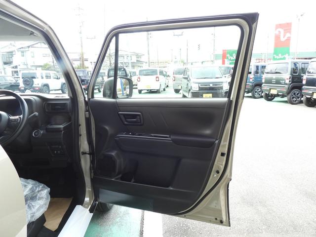 クロスビー ハイブリッドMX 4WD 全方位モニター付き9インチナビ 前後ドラレコ ETC マットバイザー付き HDMI Apple CarPlay シートヒーター LEDライト スズキコネクト対応 ウォークスルー 新車未登録(15枚目)