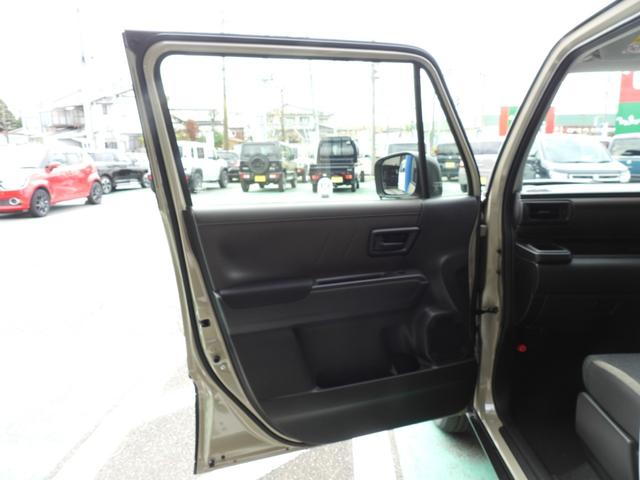 クロスビー ハイブリッドMX 4WD 全方位モニター付き9インチナビ 前後ドラレコ ETC マットバイザー付き HDMI Apple CarPlay シートヒーター LEDライト スズキコネクト対応 ウォークスルー 新車未登録(47枚目)