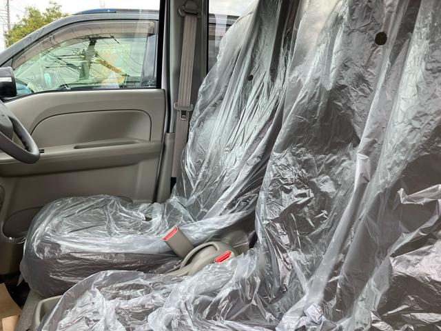 エブリイ ＰＡリミテッド　キーレスエントリー　４ＷＤ　オートライト　クリアランスソナー　オートマチックハイビーム　運転席・助手席エアバック　ＡＢＳ　ＥＳＣ　盗難防止システム　衝突安全ボディ　衝突被害軽減システム（23枚目）