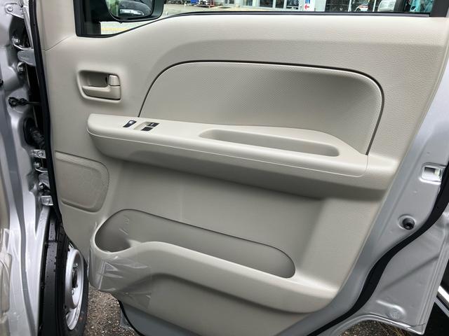 エブリイ ＰＡリミテッド　キーレスエントリー　４ＷＤ　オートライト　クリアランスソナー　オートマチックハイビーム　運転席・助手席エアバック　ＡＢＳ　ＥＳＣ　盗難防止システム　衝突安全ボディ　衝突被害軽減システム（41枚目）