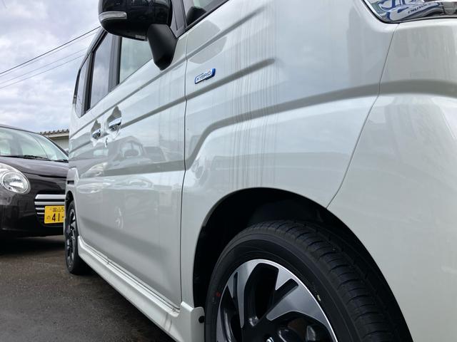 スペーシアカスタム ハイブリッドＸＳ　スマートキー　アイドリングストップ　シートヒーター　ＥＳＣ　ＡＢＳ　運転席・助手席エアバック　エアコン　パワーステアリング　パワーウインドウ　オートクルーズコントロール　両側電動スライドドア（11枚目）