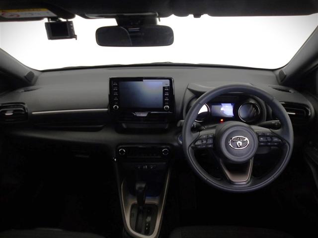 ヤリス ハイブリッドＺ　４ＷＤ　ＤＶＤ再生　ミュージックプレイヤー接続可　バックカメラ　衝突被害軽減システム　ＥＴＣ　ドラレコ　ＬＥＤヘッドランプ（3枚目）