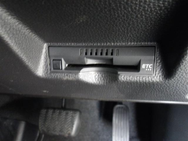 ヤリス ハイブリッドＺ　４ＷＤ　ＤＶＤ再生　ミュージックプレイヤー接続可　バックカメラ　衝突被害軽減システム　ＥＴＣ　ドラレコ　ＬＥＤヘッドランプ（15枚目）