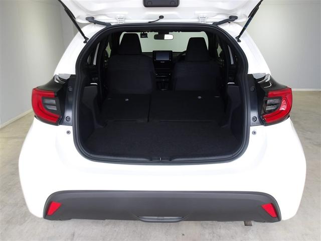 ヤリス ハイブリッドＺ　４ＷＤ　ＤＶＤ再生　ミュージックプレイヤー接続可　バックカメラ　衝突被害軽減システム　ＥＴＣ　ドラレコ　ＬＥＤヘッドランプ（27枚目）