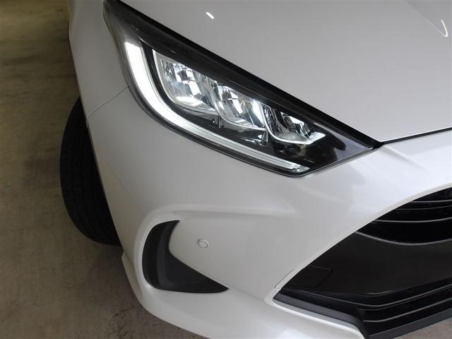 ヤリス ハイブリッドＺ　４ＷＤ　ＤＶＤ再生　ミュージックプレイヤー接続可　バックカメラ　衝突被害軽減システム　ＥＴＣ　ドラレコ　ＬＥＤヘッドランプ（30枚目）