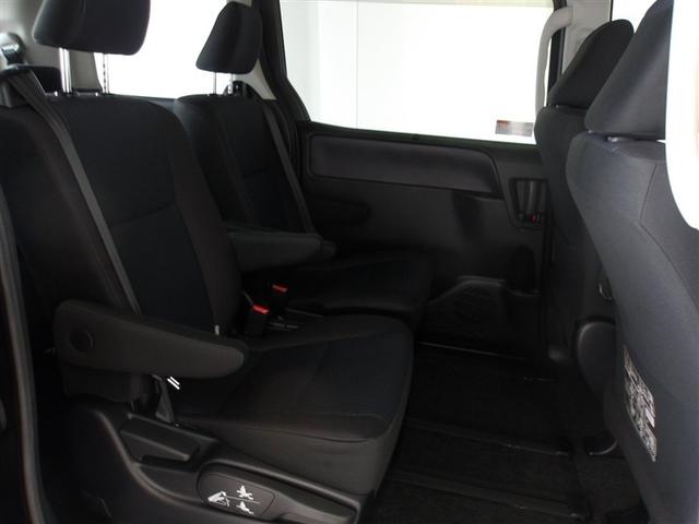 ノア Ｘ　４ＷＤ　フルセグ　メモリーナビ　ＤＶＤ再生　ミュージックプレイヤー接続可　バックカメラ　衝突被害軽減システム　ＥＴＣ　ドラレコ　両側電動スライド　ＬＥＤヘッドランプ　ウオークスルー　乗車定員７人（16枚目）