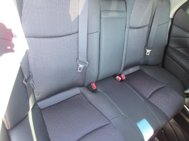 フーガ 250GT Aパッケージ 純正HDDナビ LEDヘッド プッシュスタート ブルートゥース ステアスイッチ オートライト 電動シート クルコン 純正アルミ Wエアコン(61枚目)