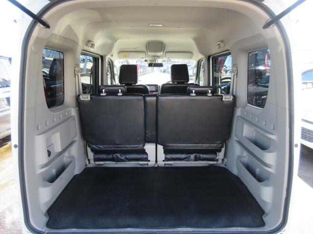 エブリイワゴン ＰＺターボ　４ＷＤ　衝突軽減ブレーキ　左電動スライド　社外ＳＤナビ　ディスチャージ　Ｆフォグ　ステアスイッチ　ブルートゥース　シートヒーター　オートエアコン　アルミ（15枚目）