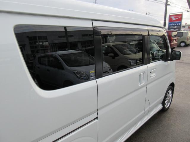 エブリイワゴン ＰＺターボ　４ＷＤ　ハイルーフ　衝突軽減ブレーキ　左側電動スライド　プッシュスタート　ディスチャージ　シートヒーター　オートエアコン　純正アルミ　ＣＤ　Ｆフォグ（49枚目）