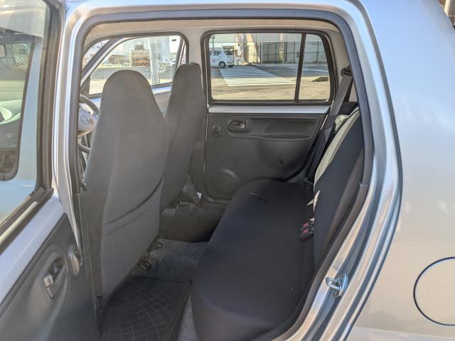 エッセ D5速MT(16枚目)