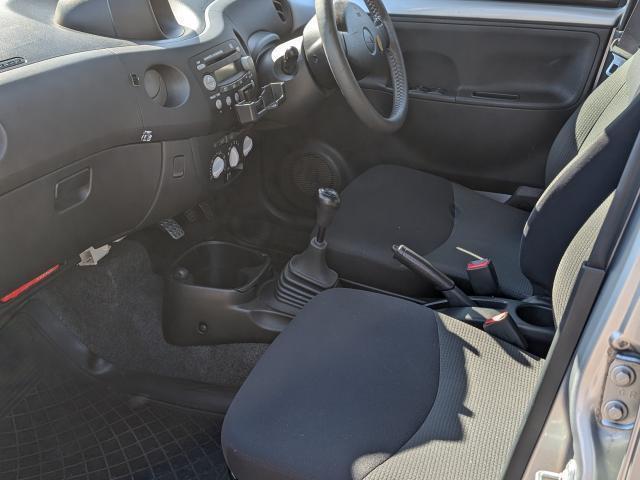 エッセ D5速MT(18枚目)