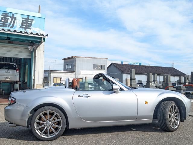 ロードスター ＶＳ　ＲＨＴ（5枚目）